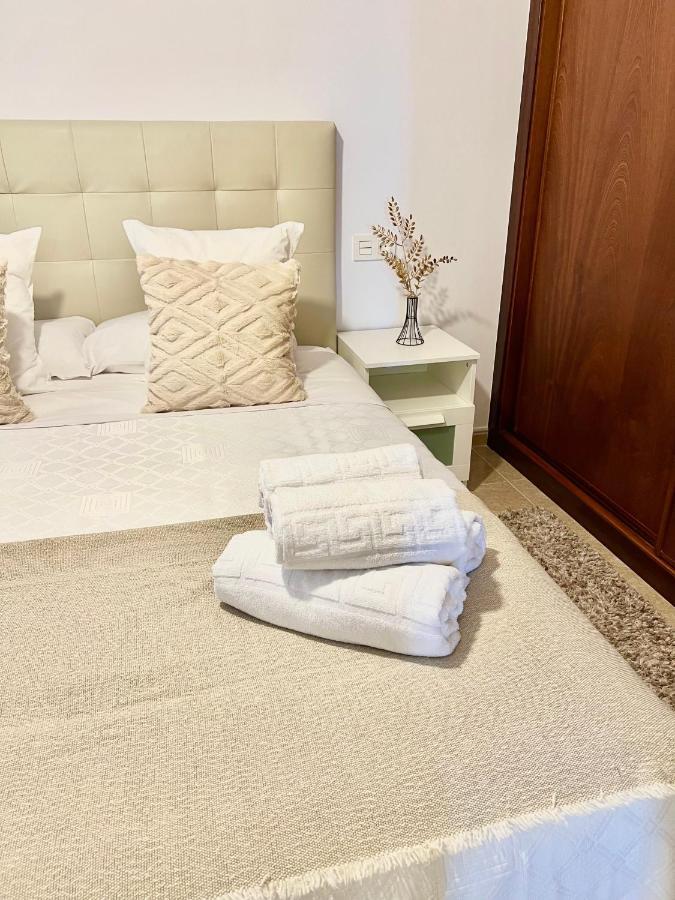 Apartamento Playa Blanca Corcubion Exterior photo